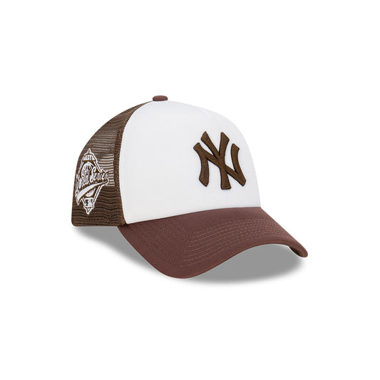 NEW ERA New York Yankees 9FORTY A-Frame Snapback Cap - Walnut/Optic White