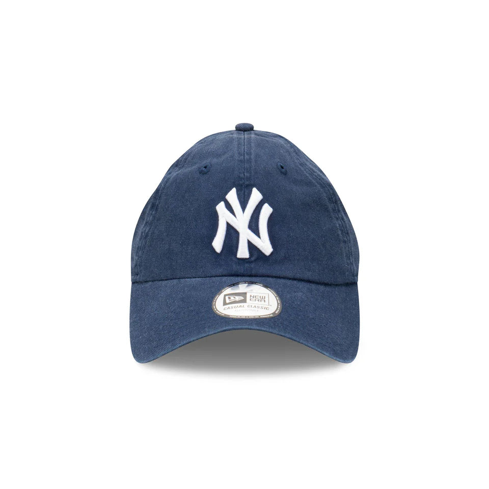 NEW ERA New York Yankees Tonal Snow Wash Casual Classic Strapback Cap - Oceanside Blue