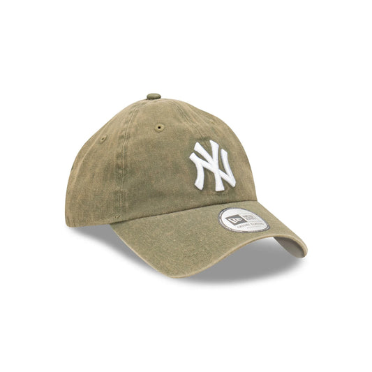 NEW ERA New York Yankees Casual Classic Strapback Cap - Snow Wash Olive