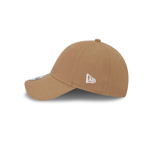 NEW ERA Essentials 9FORTY Strapback Cap - Khaki