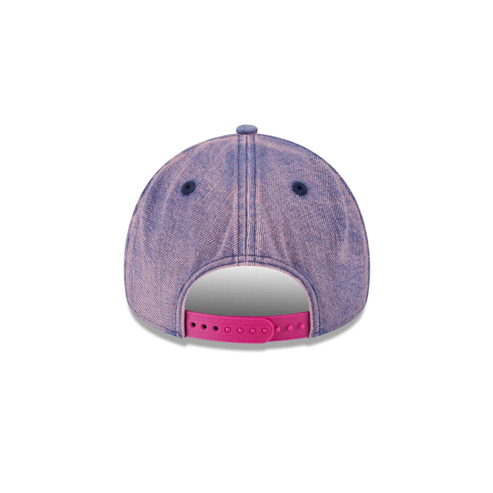 NEW ERA Chicago Bulls 9FORTY A-Frame Snapback Cap - Pink Acid Denim
