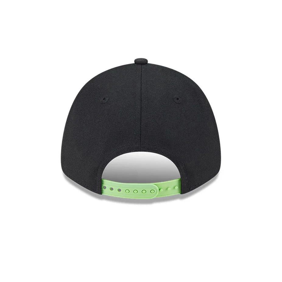NEW ERA Chicago Bulls Neon 9FORTY Snapback Cap - Black/Green