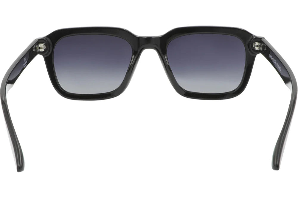 SIN Chiller Polarised Sunglasses - Black/Smoke