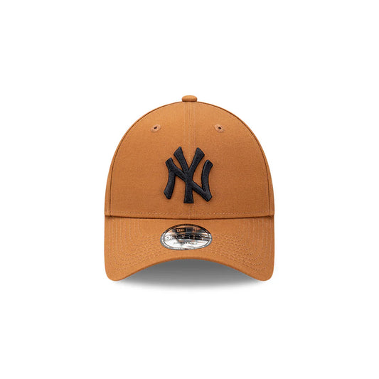 NEW ERA New York Yankees 9FORTY Snapback Cap - Burnt Almond