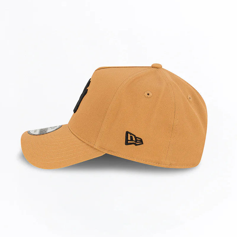 NEW ERA New York Yankees 9FORTY A-Frame Snapback Cap - Wheat/Black