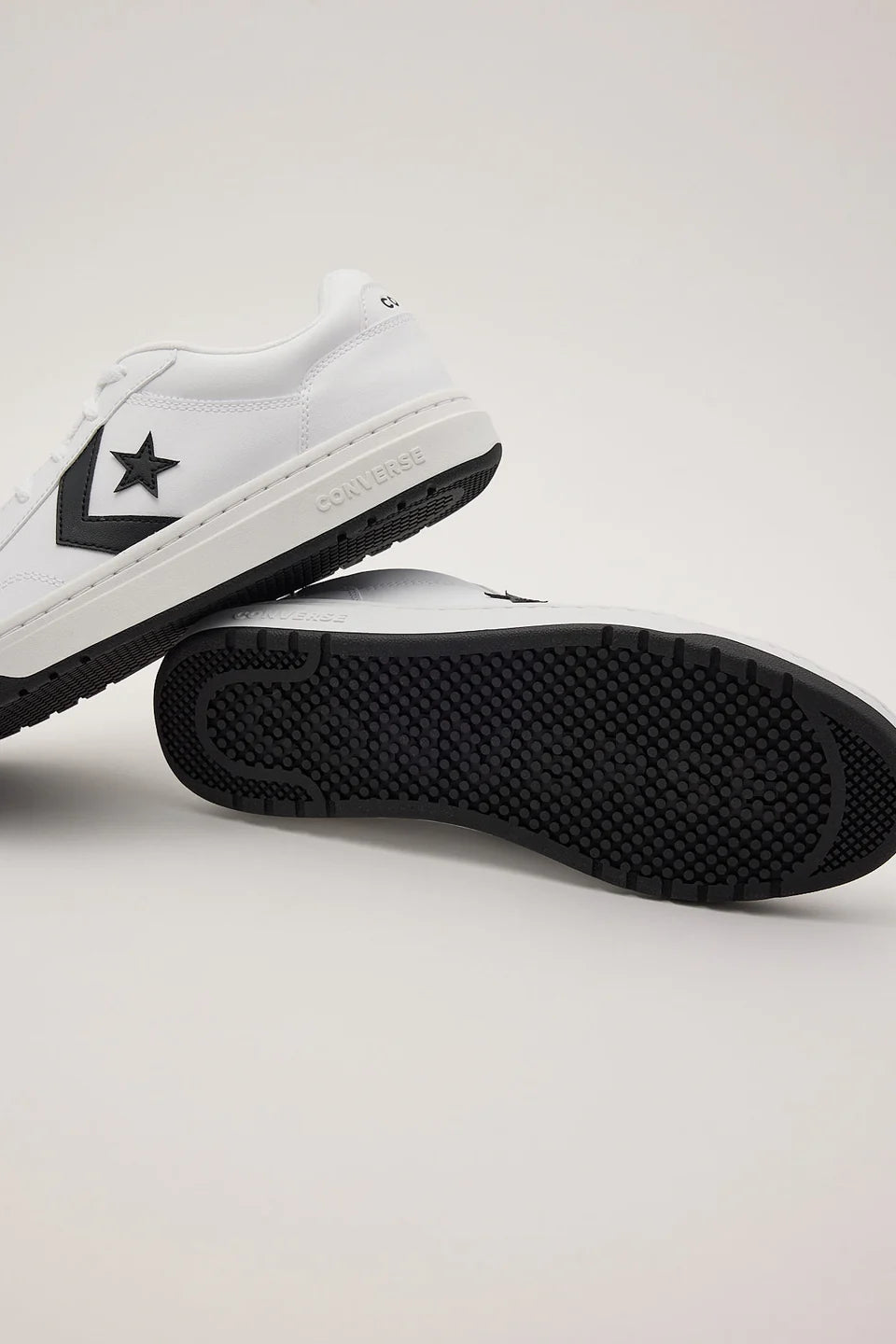 CONVERSE Pro Blaze V2 Low Shoe - White/Black/White