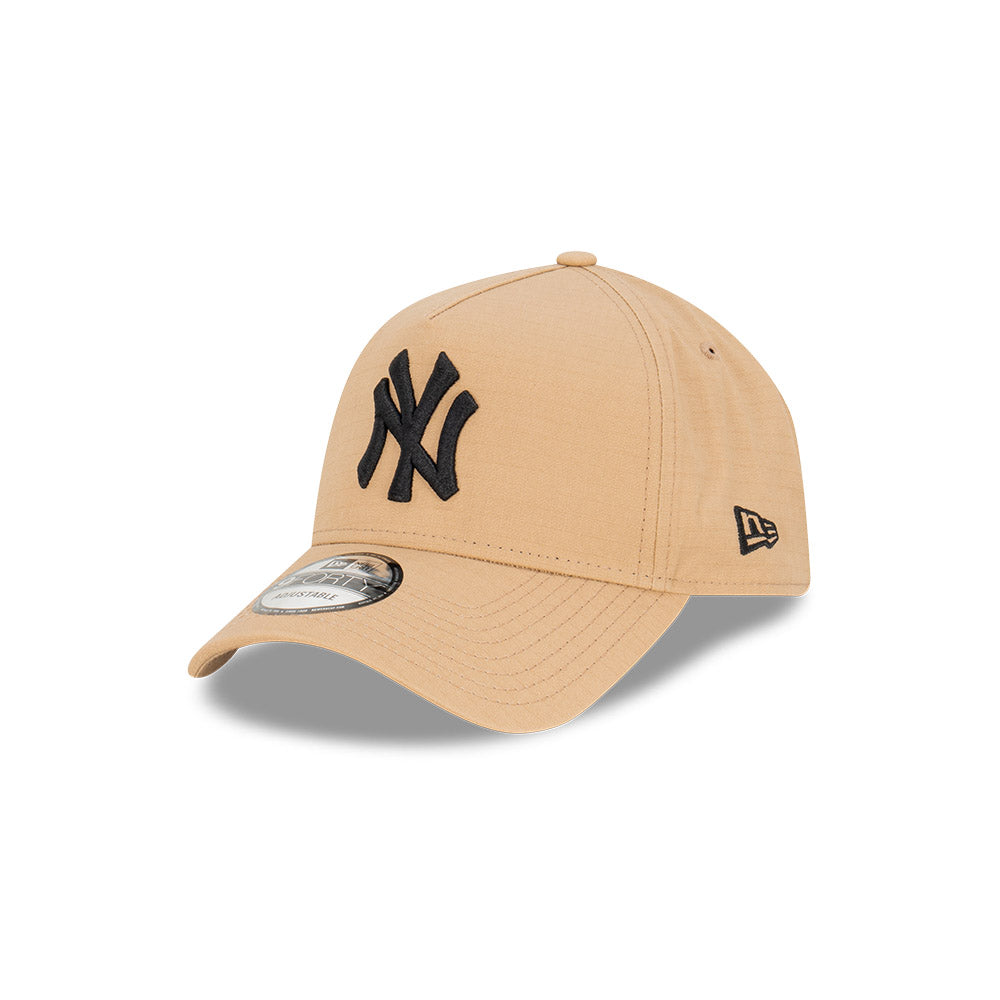 NEW ERA New York Yankees 9FORTY A-Frame Snapback Cap - Ripstop Beige/Black