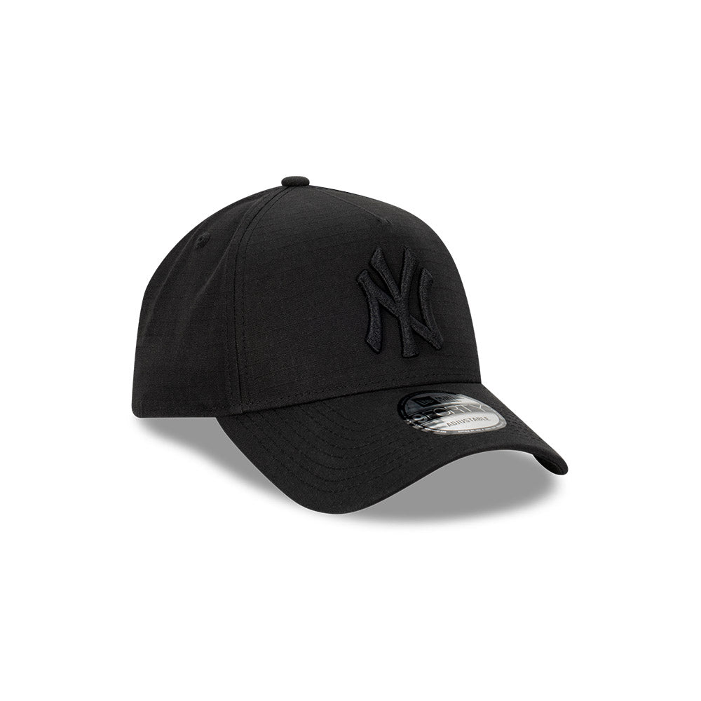 NEW ERA New York Yankees 9FORTY A-Frame Snapback Cap - Ripstop Black/Black