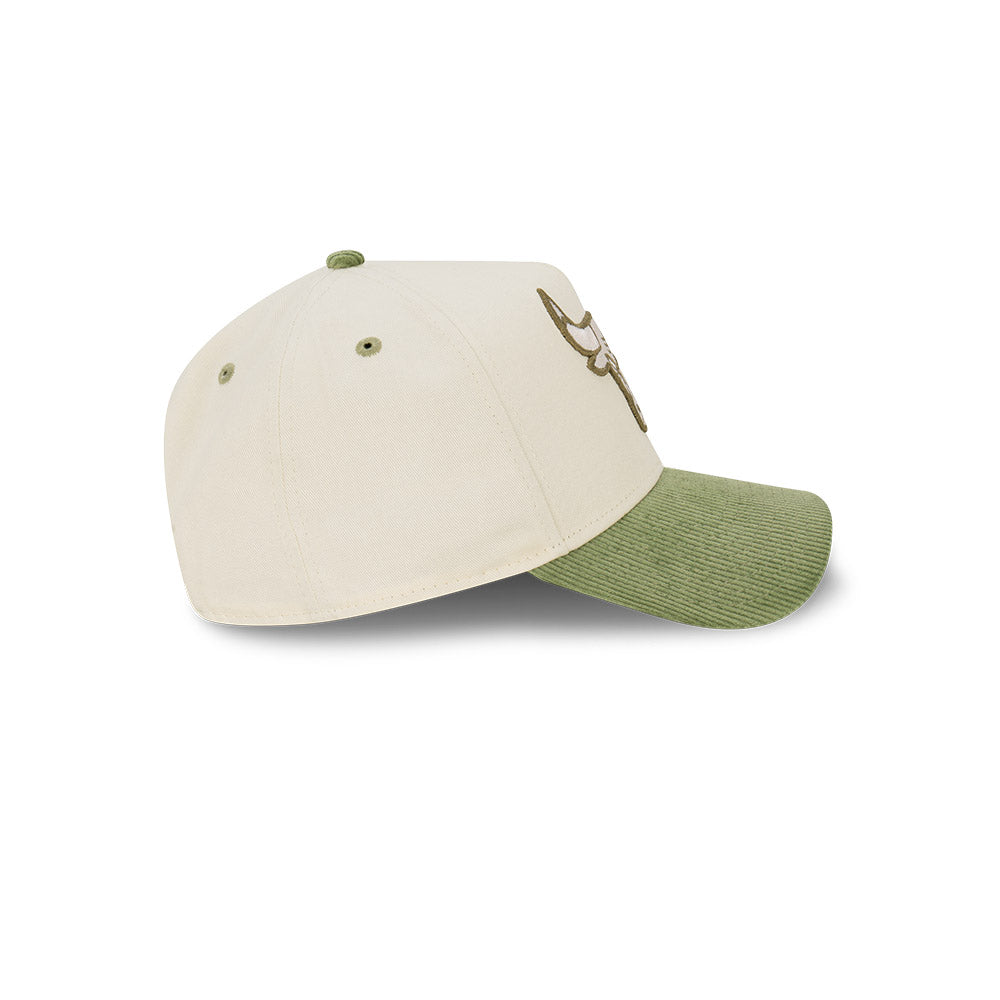 NEW ERA Chicago Bulls 9FORTY A-Frame Snapback Cap - Olive Cord/Chrome White