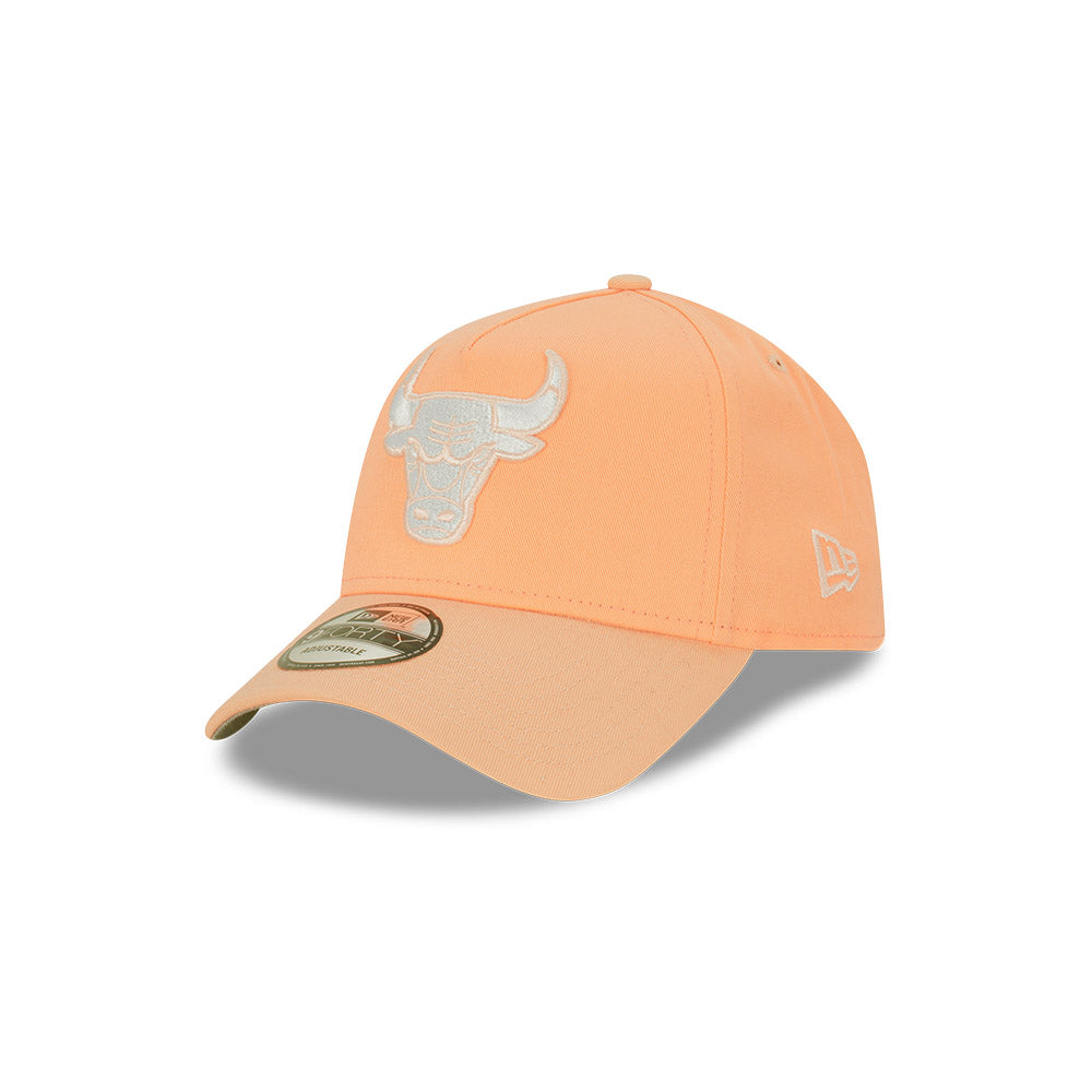 NEW ERA Chicago Bulls 9FORTY A-Frame Snapback Cap - Peach/White/Grey UV