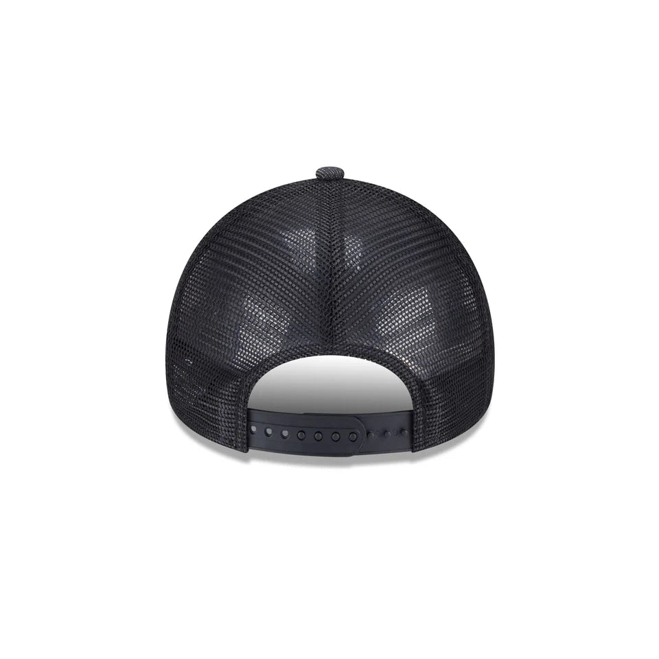 NEW ERA Las Vegas Raiders 9FORTY A-Frame Snapback Trucker Cap - Washed Denim Black