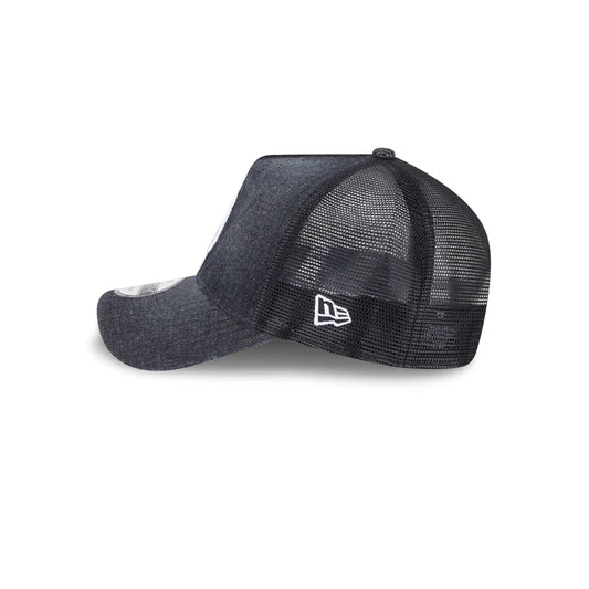 NEW ERA New York Yankees 9FORTY A-Frame Snapback Trucker Cap - Washed Denim Black