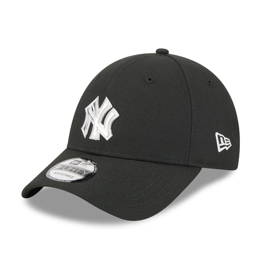 NEW ERA New York Yankees Liquid Metal 9FORTY Snapback Cap - Black/Black UV