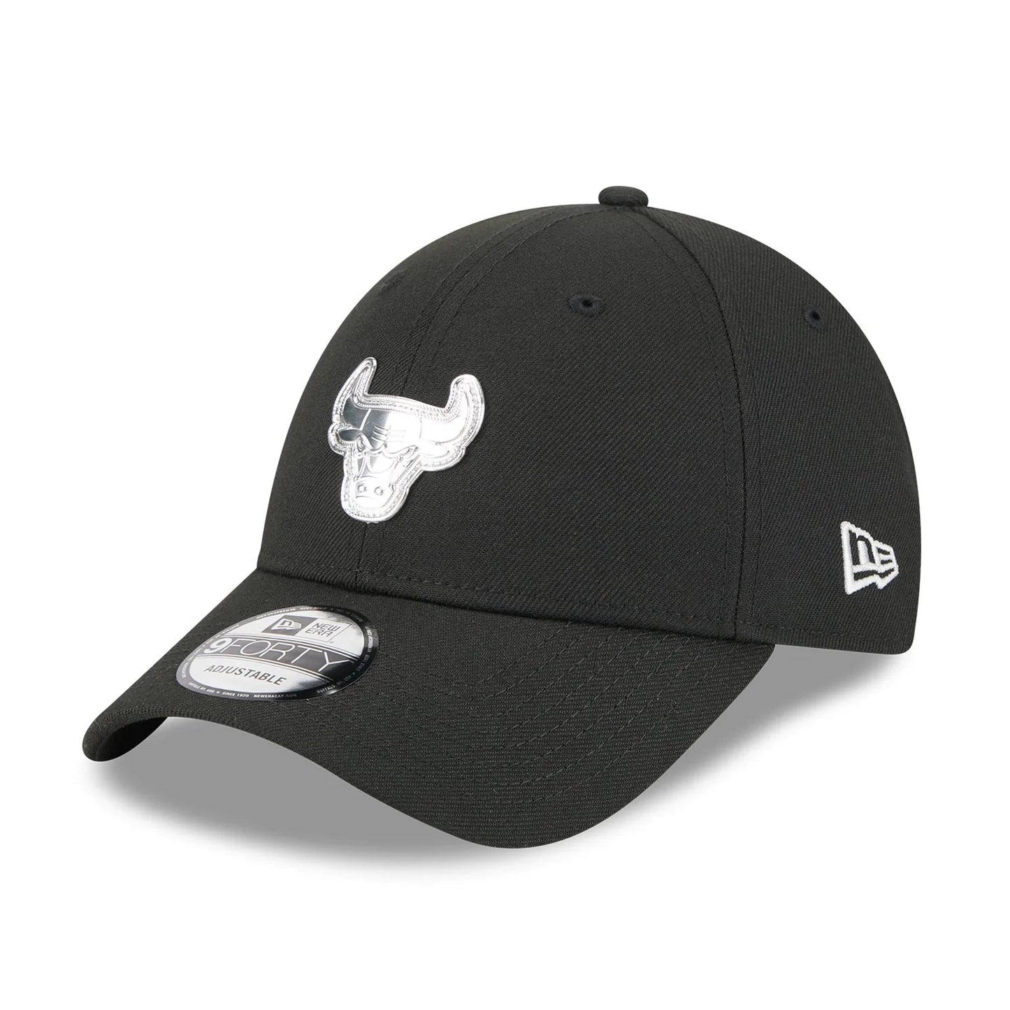 NEW ERA Chicago Bulls Liquid Metal 9FORTY Snapback Cap - Black/Black UV