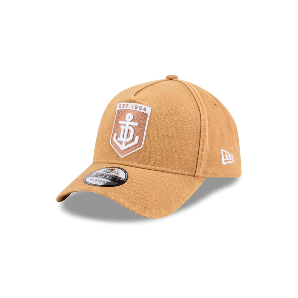 NEW ERA Fremantle Dockers Canvas 9FORTY A-Frame Snapback Cap - Light Bronze/White