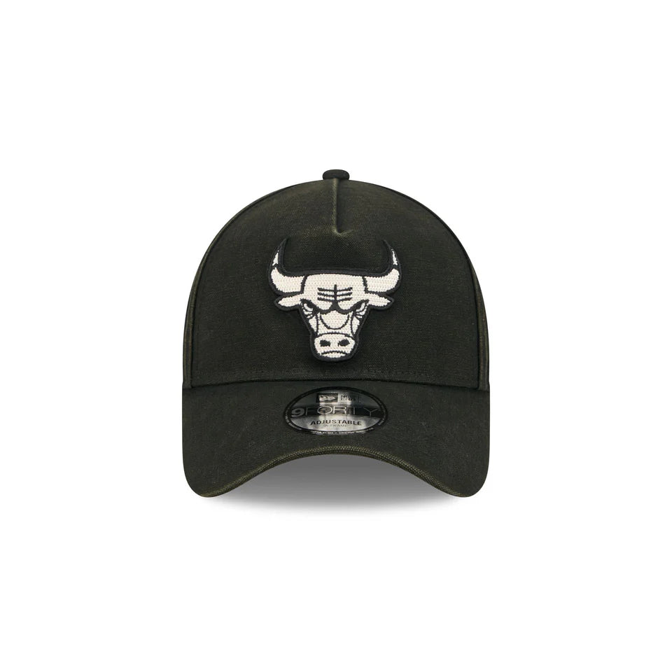 NEW ERA Chicago Bulls Washed Canvas 9FORTY A-Frame Snapback Cap - Washed Black/Ivory