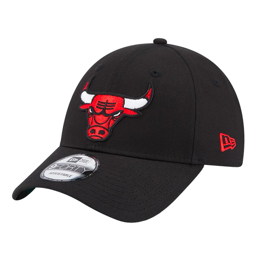 NEW ERA Chicago Bulls 9FORTY Strapback Cap - Black/Team