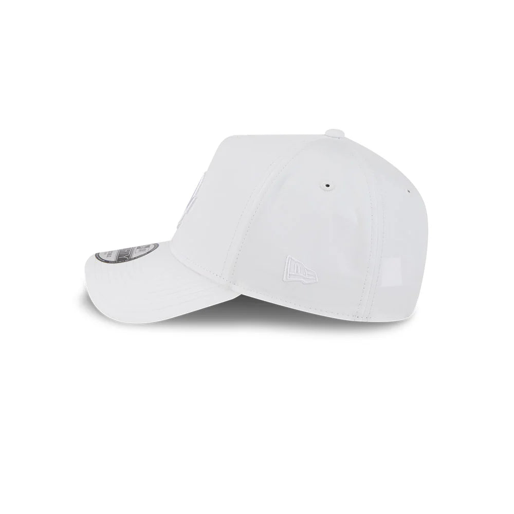 NEW ERA Los Angeles Dodgers Prolight 9FORTY A-Frame Snapback Cap - White/White