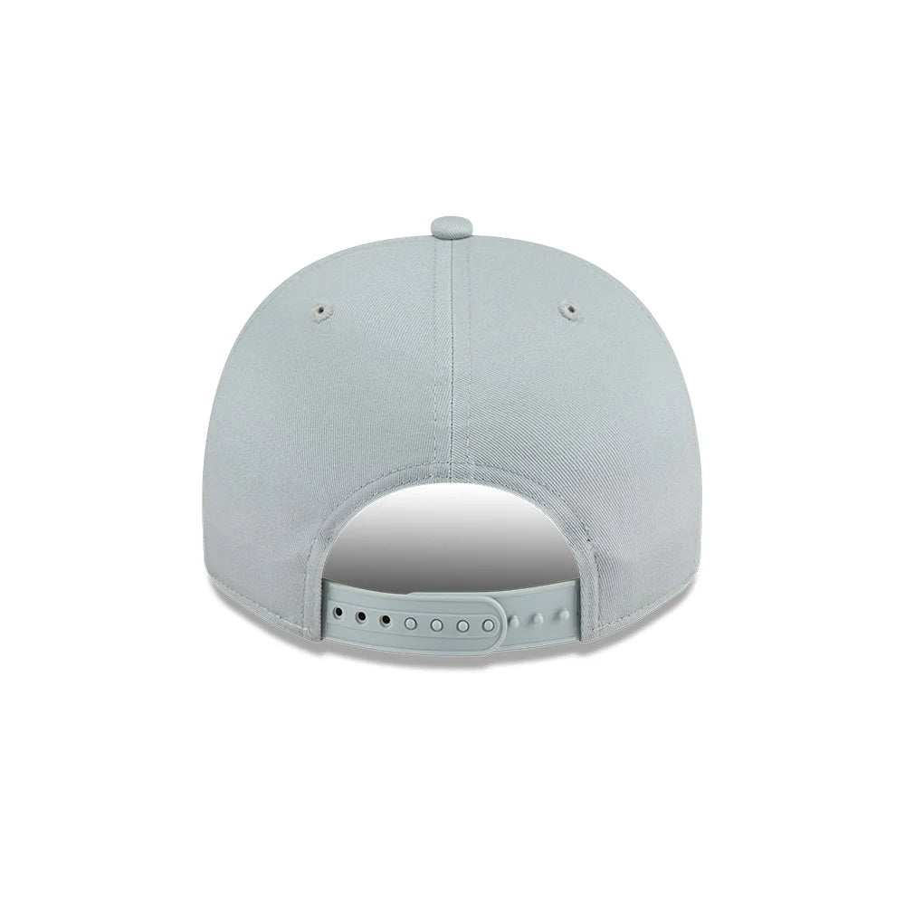 NEW ERA New York Yankees 9FIFTY A-Frame Snapback Cap - Silver Wing/Storm Grey UV