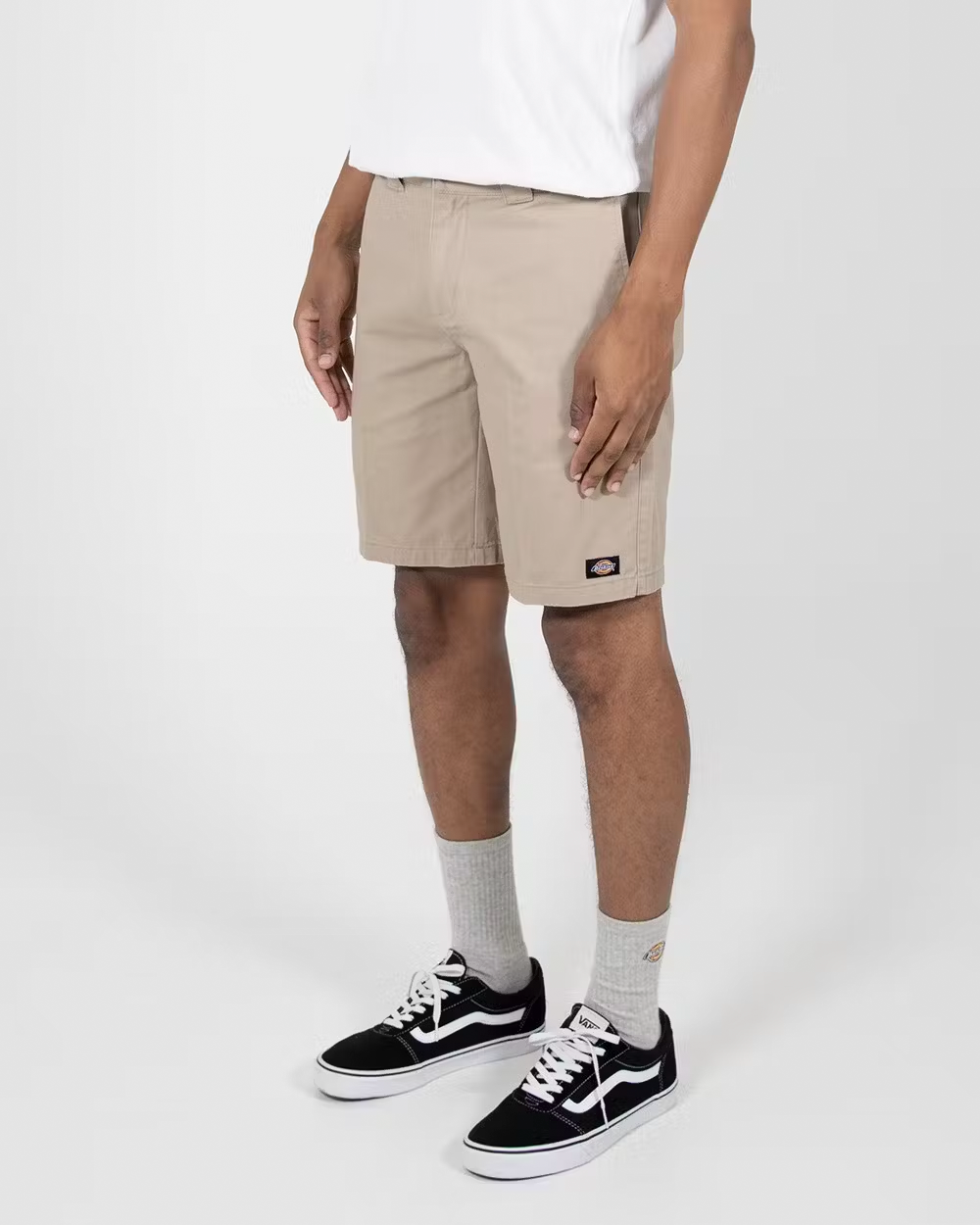 DICKIES C182 GD Regular Fit Shorts - Khaki - VENUE.