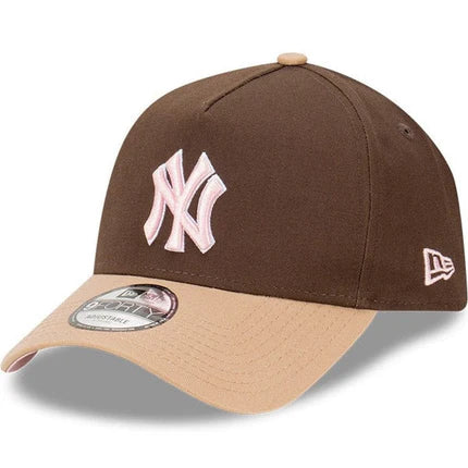 NEW ERA New York Yankees Rocky Road 9FORTY A-Frame Snapback Cap - Walnut/Camel