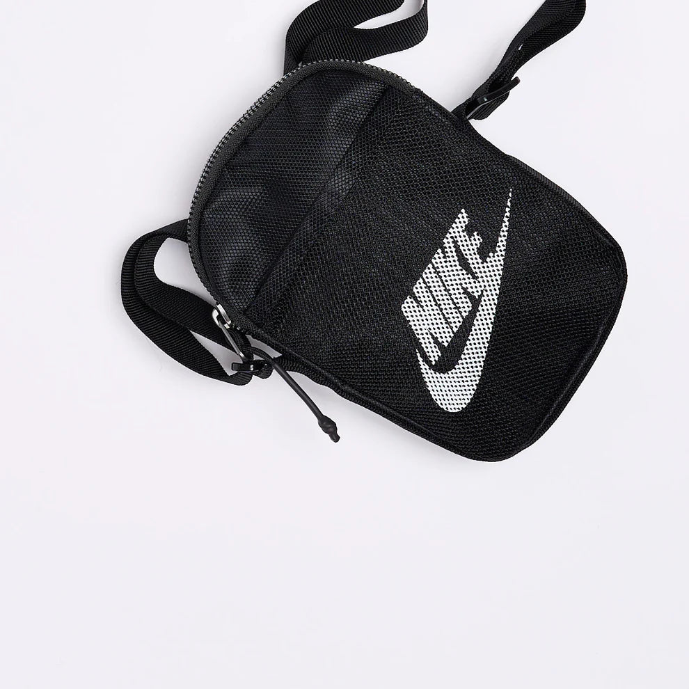 NIKE SB Heritage Crossbody Bag - Black/White