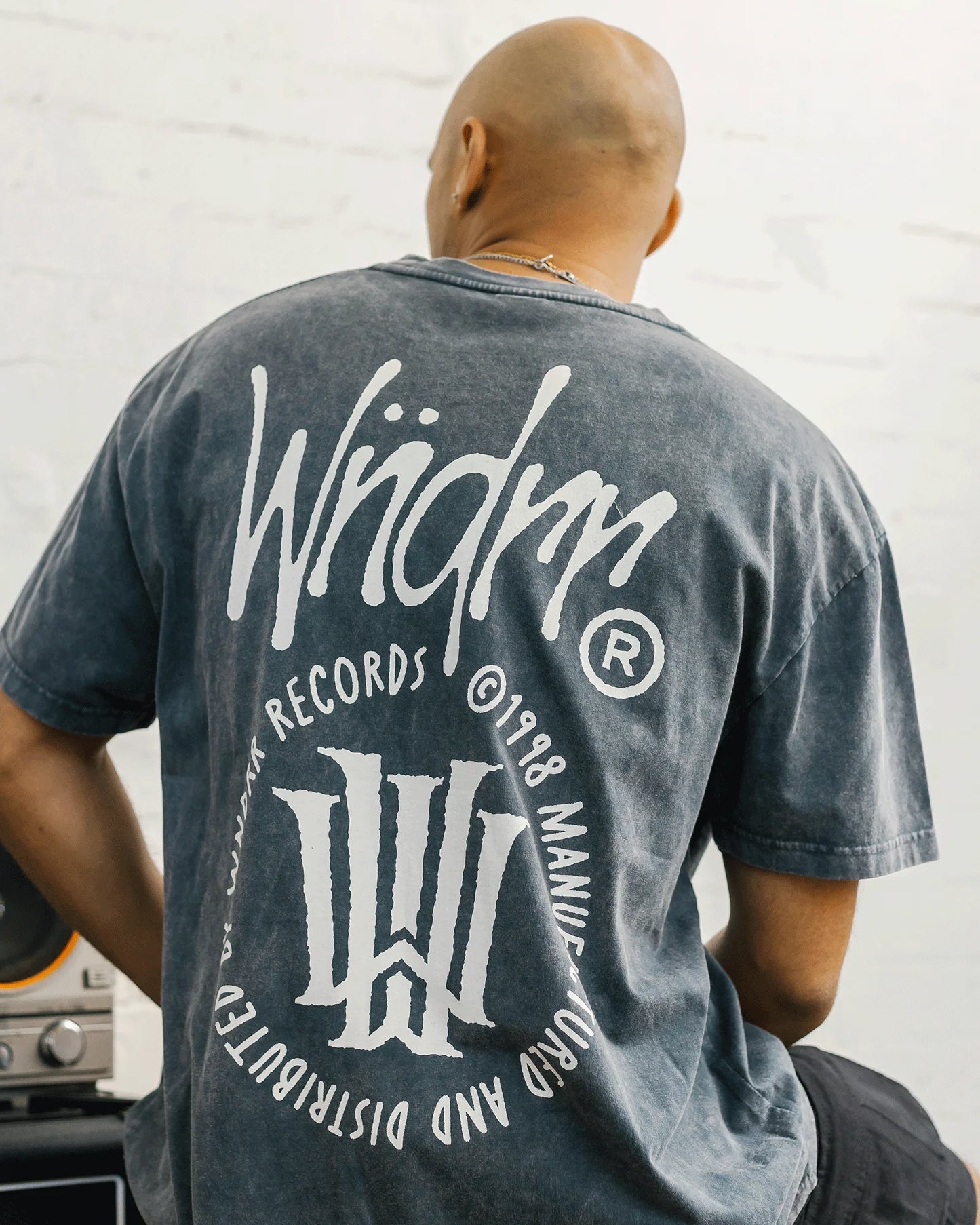 WNDRR Noise Box Fit Mens Tee - Washed Grey