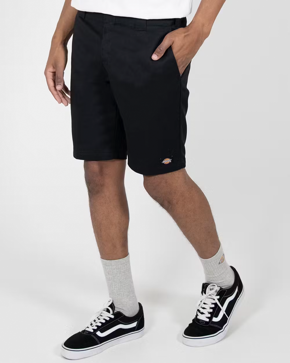 DICKIES 852 Relaxed Fit 11 Work Shorts - Black - VENUE.