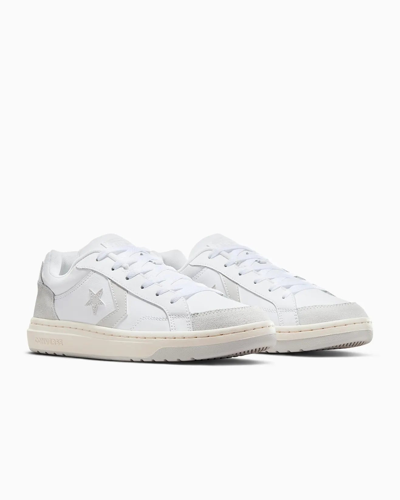 CONVERSE Pro Blaze Classic Low Shoe - White/Fossilized/Egret