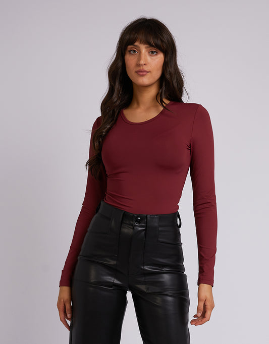 ALL ABOUT EVE Eve Staple Womens L/S Tee - Port