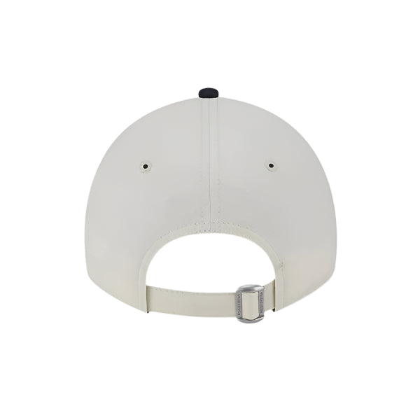 NEW ERA Boston Red Sox MLB Mascot 9TWENTY Strapback Cap - Chrome White