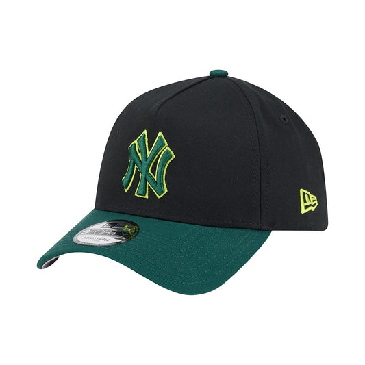 NEW ERA New York Yankees Field Green 2-Tone 9FORTY A-Frame Snapback Cap - Black/Dark Green