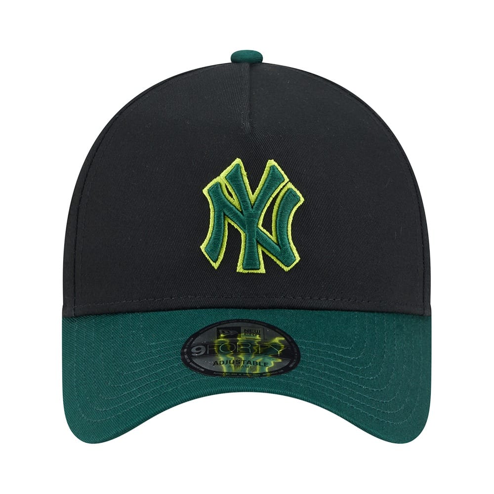 NEW ERA New York Yankees Field Green 2-Tone 9FORTY A-Frame Snapback Cap - Black/Dark Green