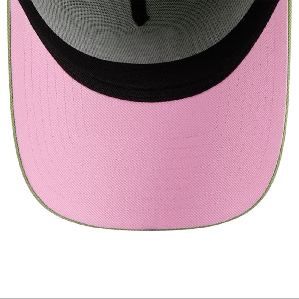 NEW ERA Los Angeles Dodgers Strawberry Matcha 9FORTY A-Frame Snapback Cap - Matcha Green