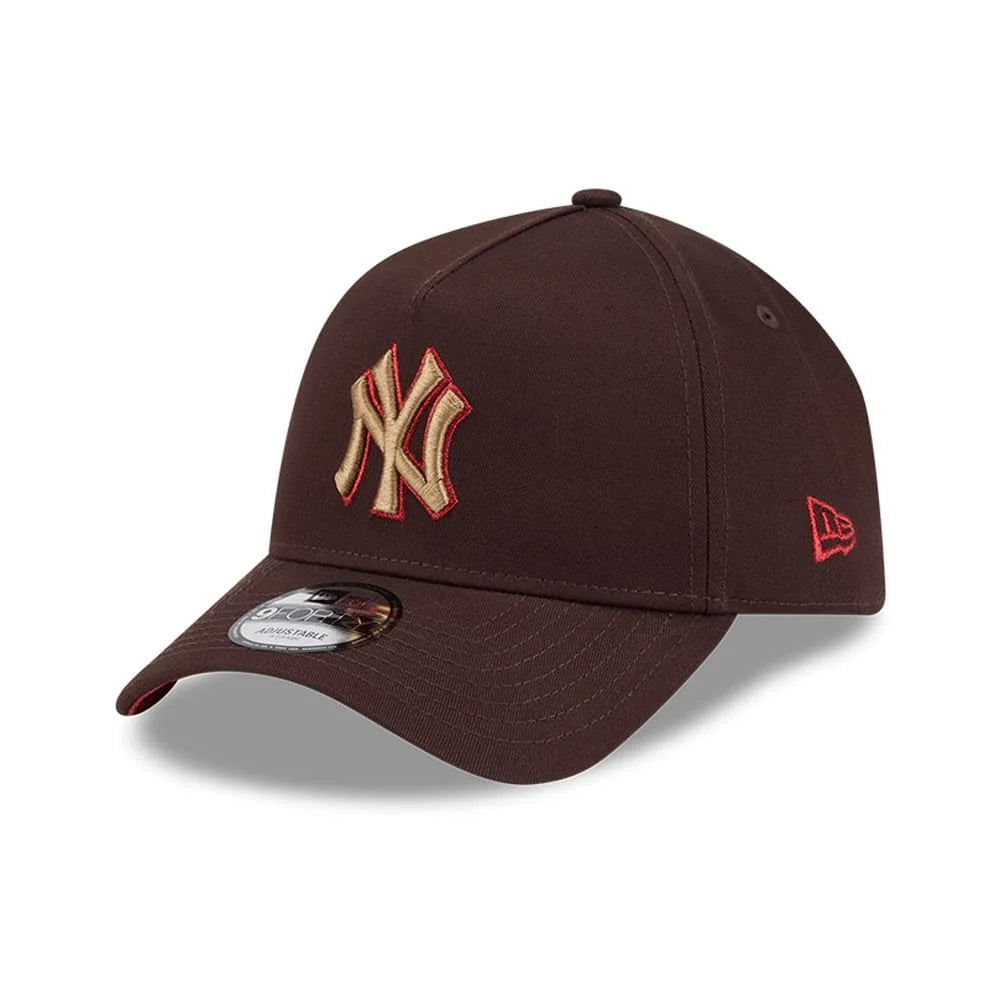 NEW ERA New York Yankees Choc Cherry 9FORTY A-Frame Snapback Cap - Burnt Wood