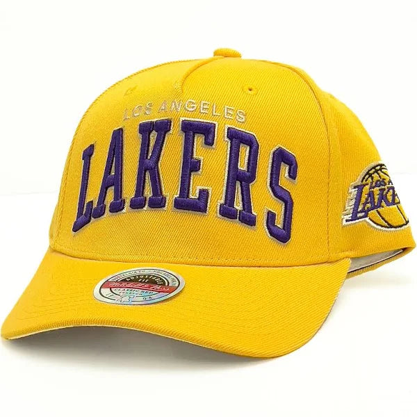 MITCHELL & NESS Los Angeles Lakers Pinch Front Snapback Cap - Yellow/Team Colours