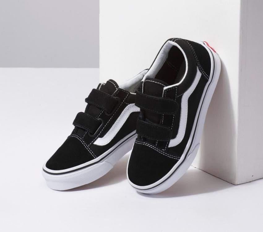 VANS Old Skool V Youth Shoe - Black/True White - VENUE.