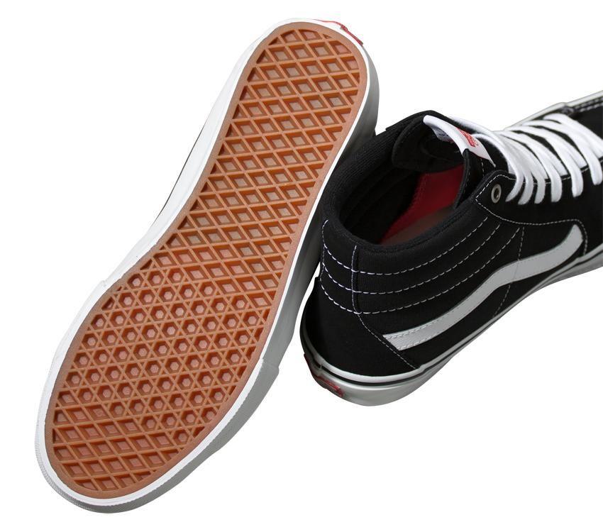 VANS Skate Sk8-Hi Shoe - Black/White - VENUE.